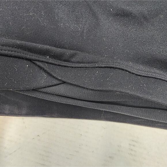 All in Motion New Black Sports Bra Light Support Wicking Longline Gym Bra Size S - Picture 8 of 9